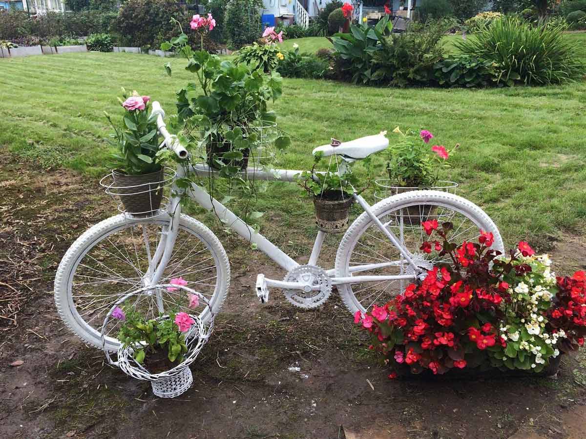 Велосипед В Декоре Сада