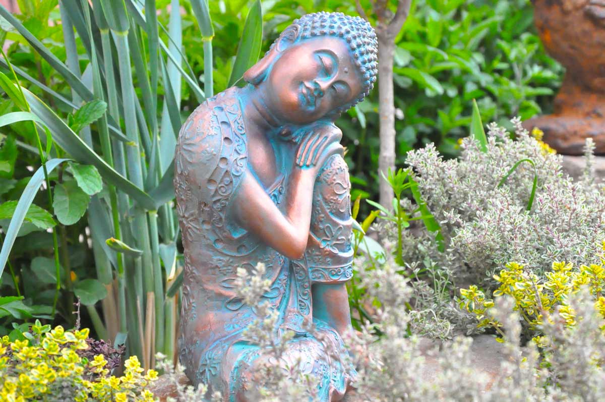 Садовая скульптура из меди
