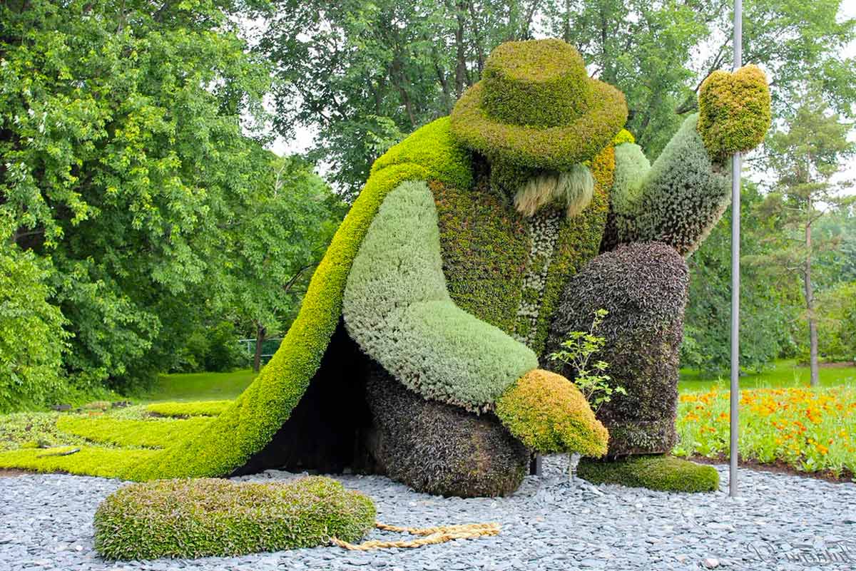 Скульптура для украшения сада